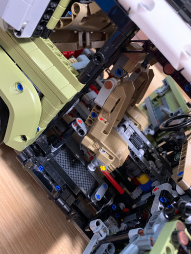 レゴ　テクニック　ランドローバー　完成品