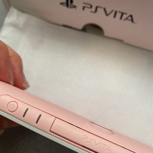 psvita ピンク 美品 ゲームセット