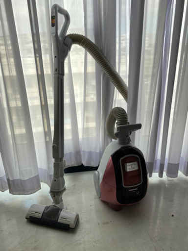 掃除機（紙パック10枚プレゼント）