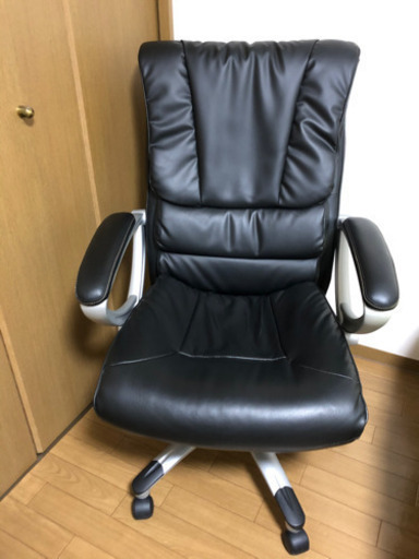 ニトリのワークチェア