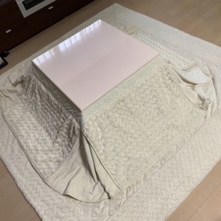 【お値下げしました】こたつ売ります⭐︎(こたつ布団とカーペット付き)