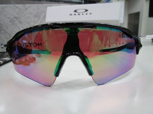 新品同様 55%引き Oakleyオークリー ゴルフサングラス ユニセックス