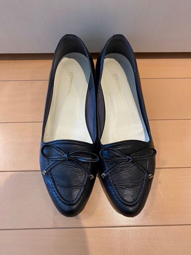 フラットパンプス（美品）