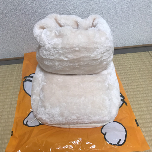 電気足温器