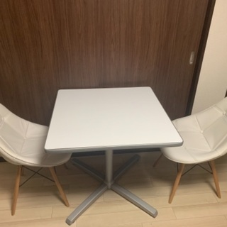 【引き取り限定】テーブル&レザー調チェア　セット