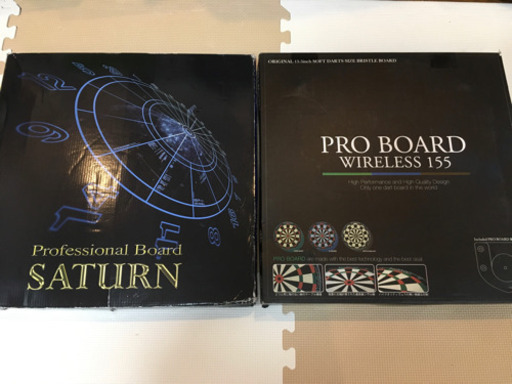 ダーツボード　2つ　「PRO BOARD Wireless155」 & 「Professional Board SATURN」