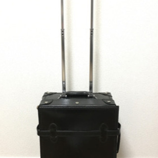 本革レザートランク　キャリーバッグ　ブラックの画像