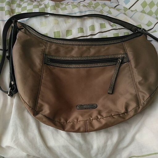 BURBERRYバーバリーショルダーバッグ