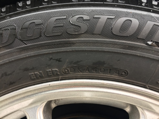 スタッドレスタイヤ　ホイール　215/60R17