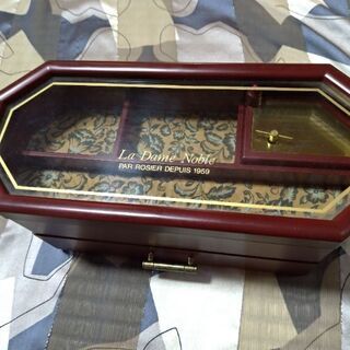 ジュエリーボックス　♪オルゴール付♪