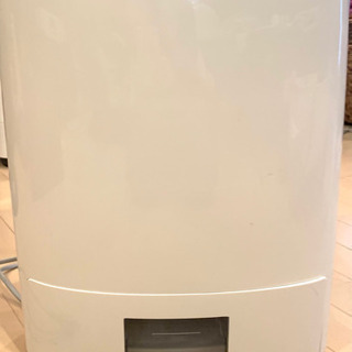 パナソニック　衣類除湿乾燥機　F-YZP60