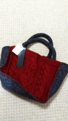 ★値下げ★☆新品☆　レッド毛糸×チャコールグレー・フェルトバッグ