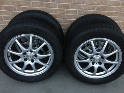 スタッドレスタイヤ　ホイール　215/60R17