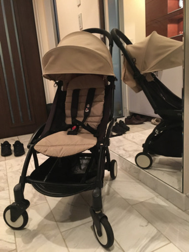 三つ折りベビーカー　Yoyo+6+（ヨーヨープラス シックスプラス）