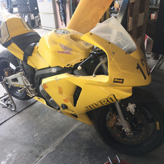 HRC車両　PC37 CBR600RR レース仕様