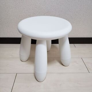 IKEA　スツール　椅子 300の画像