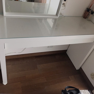 IKEA マルム ドレッシングテーブル
