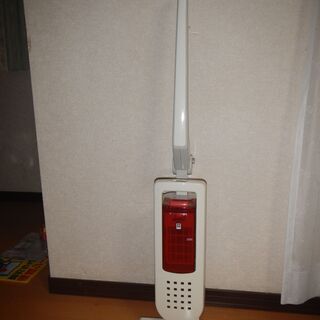 画像の掃除機を無料で差し上げます。