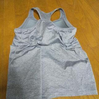 ユニクロ スポーツウェアーの画像