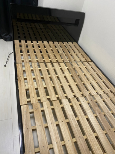 セミダブル　ベッドフレーム　解体済み