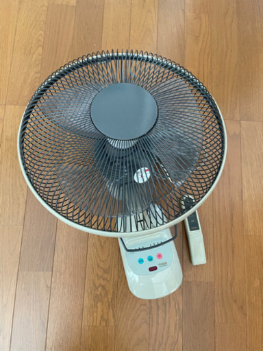YUASA 壁掛け扇風機【譲り先が決まりました】