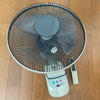 YUASA 壁掛け扇風機【譲り先が決まりました】