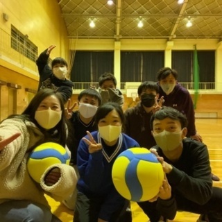 一緒にバレーボールをしませんか！