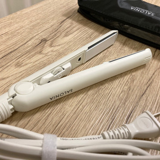 サロニア　ヘアアイロン白の画像