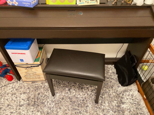 カシオ　Priviaピアノ　チェアセット