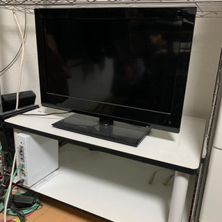 DVD内臓LEDテレビとテレビ台のセット