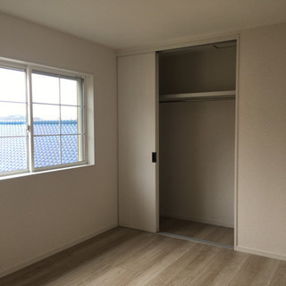 荷物置きに是非！場所お貸しします！
