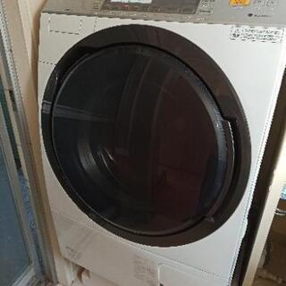 ドラム式洗濯乾燥機 
Panasonic NA-VX7900R-W 2019