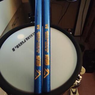 【決まりました】電子ドラム メッシュパッド バチ付 美品の画像