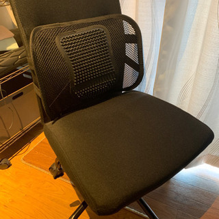 デスク用チェア1000円で売ります！
