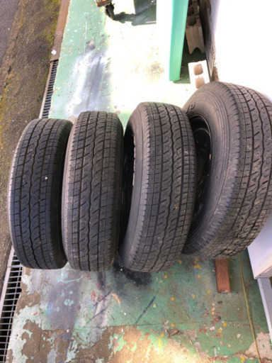 値下げ⭐️⭐️195/80 R15 107／105L LT  ４本セット