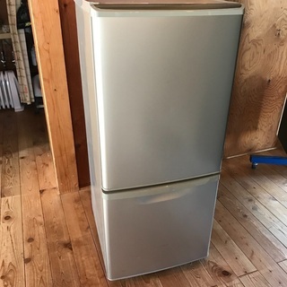 2009年製パナソニック冷蔵庫138Lあげます