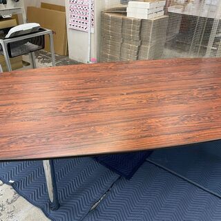 【中古】コクヨ 舟形ミーティングテーブル　会議机　W2400xD1200xH700 MTT-71R JOIFA606 【izd1】の画像
