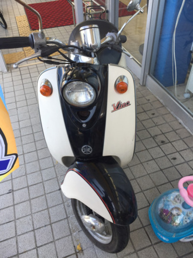 1/25  福岡 東区 【現状品】2サイクル!! YAMAHA ビーノ 可愛い かっこいい ホワイト バイク 原チャリ  50CC 通勤用に　ヤマハ