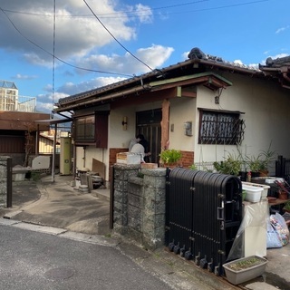 北九州市小倉北区平家駐車場二台可能　ペット可