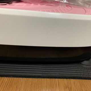 【価格相談可】  美品!　ボディーシェイカーフィット　振動マシーン ダイエット器具の画像