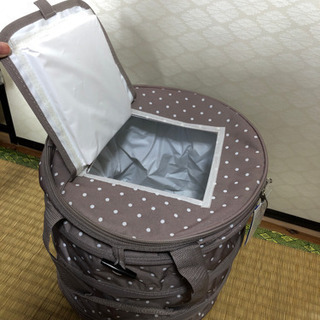 クーラーラウンドバッグ　　新品未使用の画像