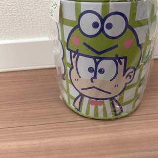 貯金箱の画像