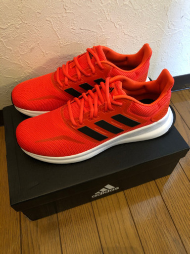 新品・未使用　アディダス　size(27.0)  FW5060