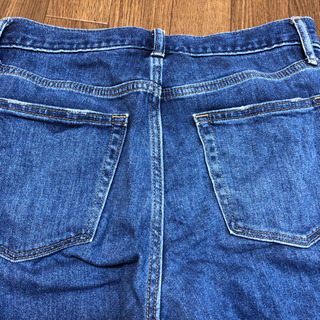 ★ユニクロ★メンズ★スリムストレートデニムの画像
