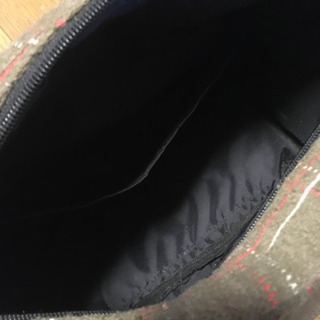 茶系チェックボストンバッグの画像