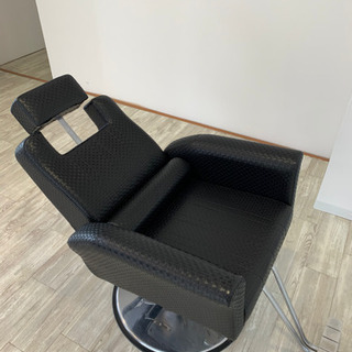 理容美容椅子 差し上げます！※少しぐらつき有りの画像