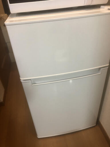 【受け渡し予定者様確定済【中古冷蔵庫】※2019年製※タグレーベル 冷蔵庫 ホワイト [2ドア /右開きタイプ /85L] [冷凍室 25L]
