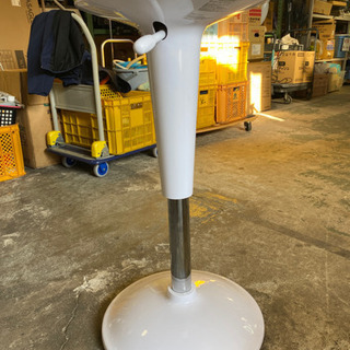 サンワサプライ　ハイスツール　カウンターチェア　イス　腰掛け　昇降可能の画像