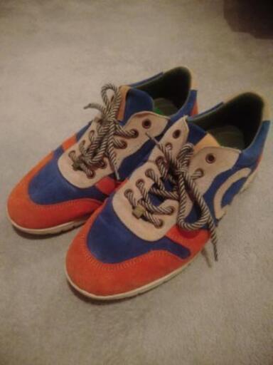 Made in Spain　スニーカー