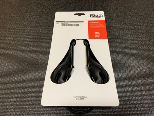 【定価25524円】Selle Italia-ロードバイク サドル